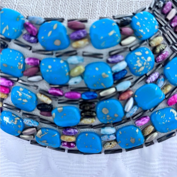 Ronni Nicole Elegant White Garment - Picture 5 of 10